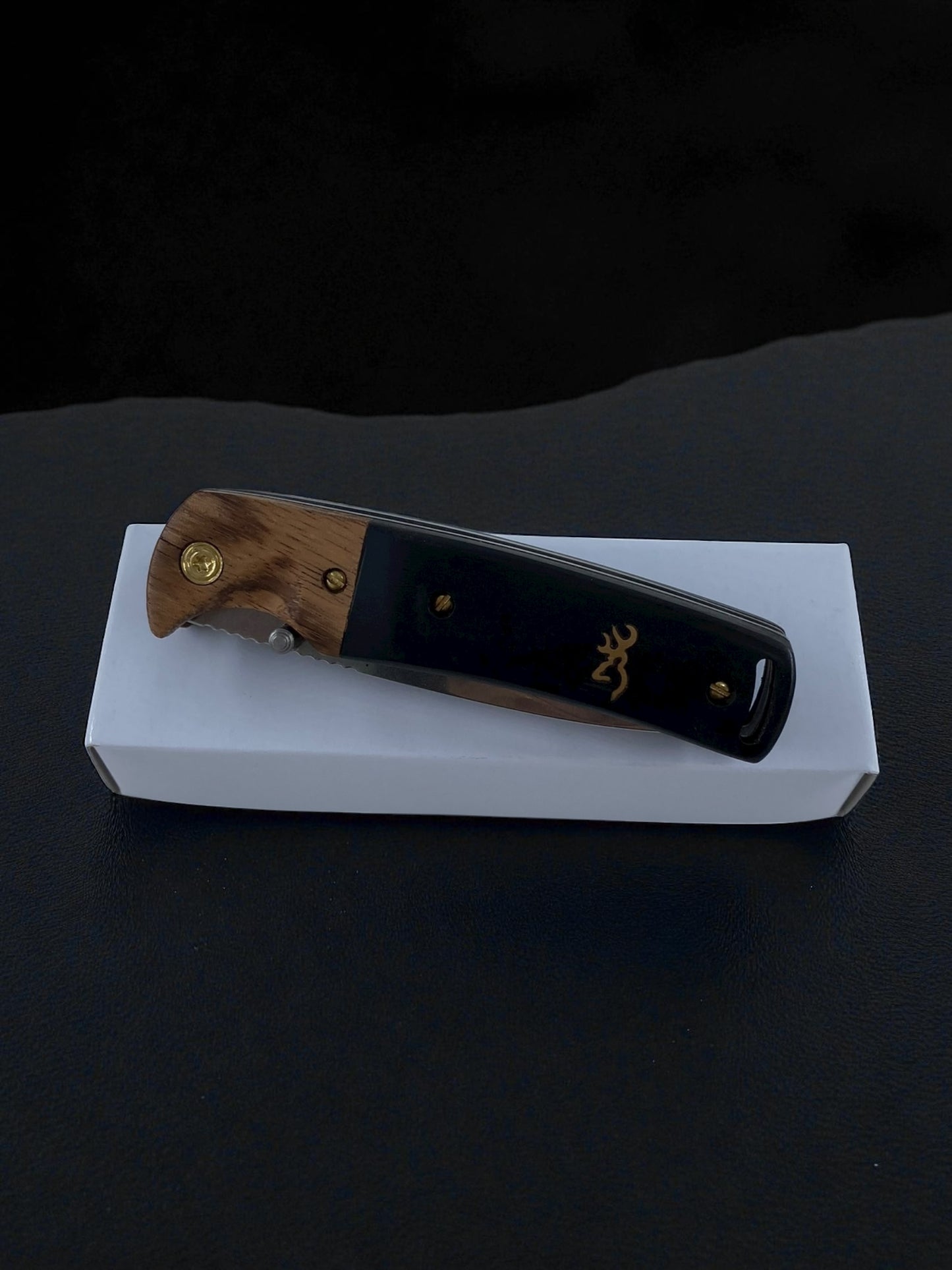 Ahşap Desenli Siyah Sibirya Çakı