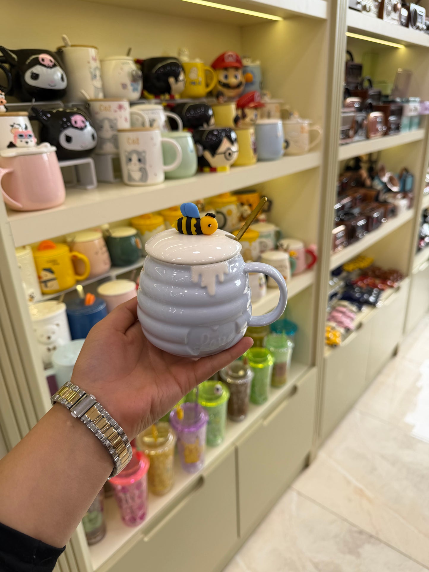 Arı Figürlü Kapaklı Kupa Bardak