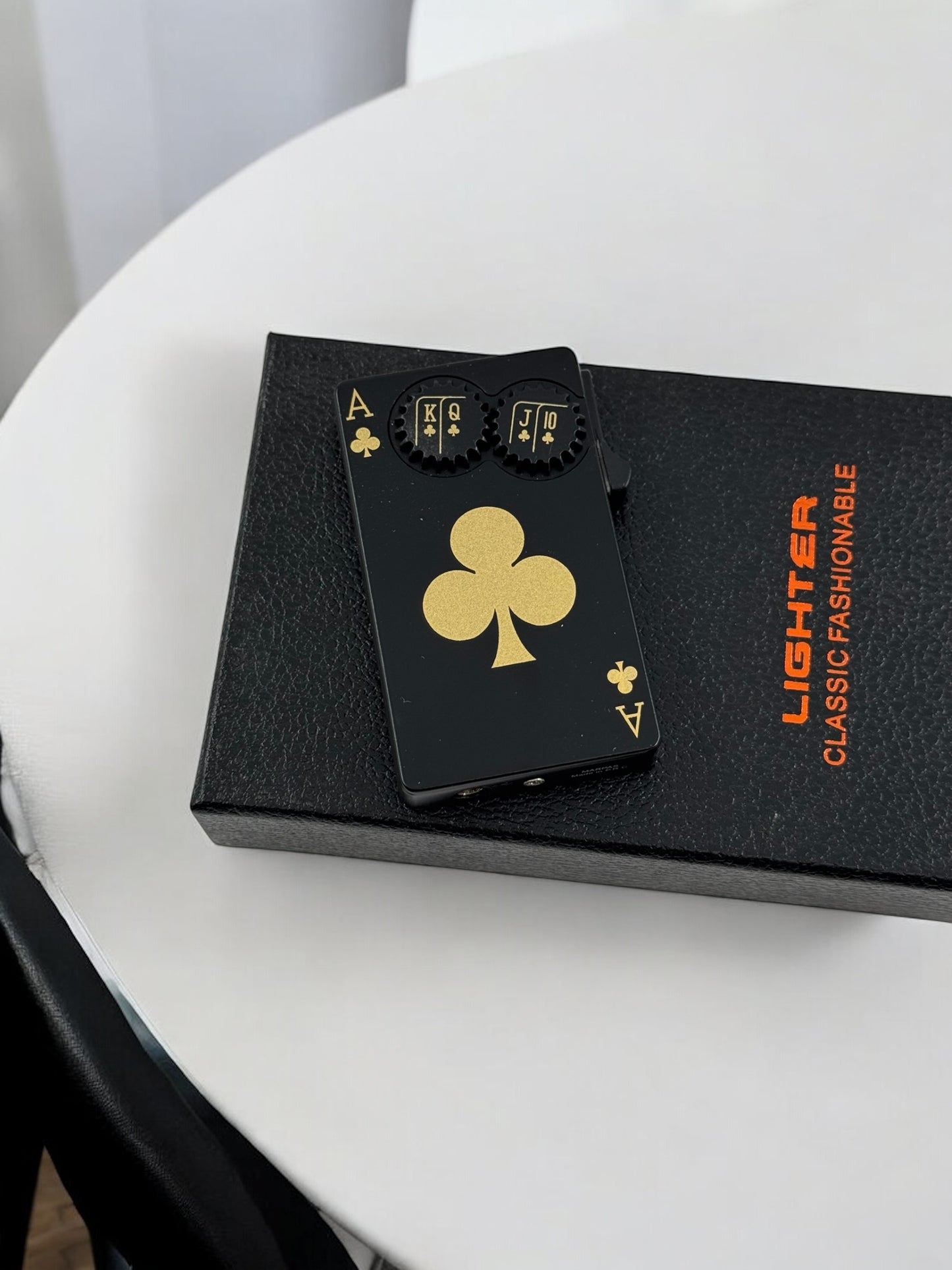 Pürmüzlü Poker Çakmak 4554