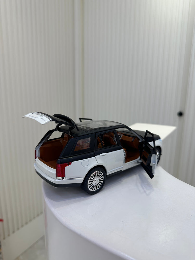 Range Rover SV White Black Maket Araba