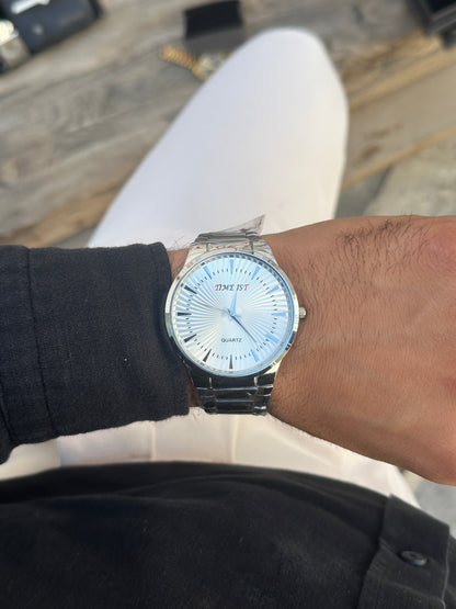 Lux Kordona İsim Yazılabilir Erkek Çakmaklı Saat Kombini Gümüş Beyaz