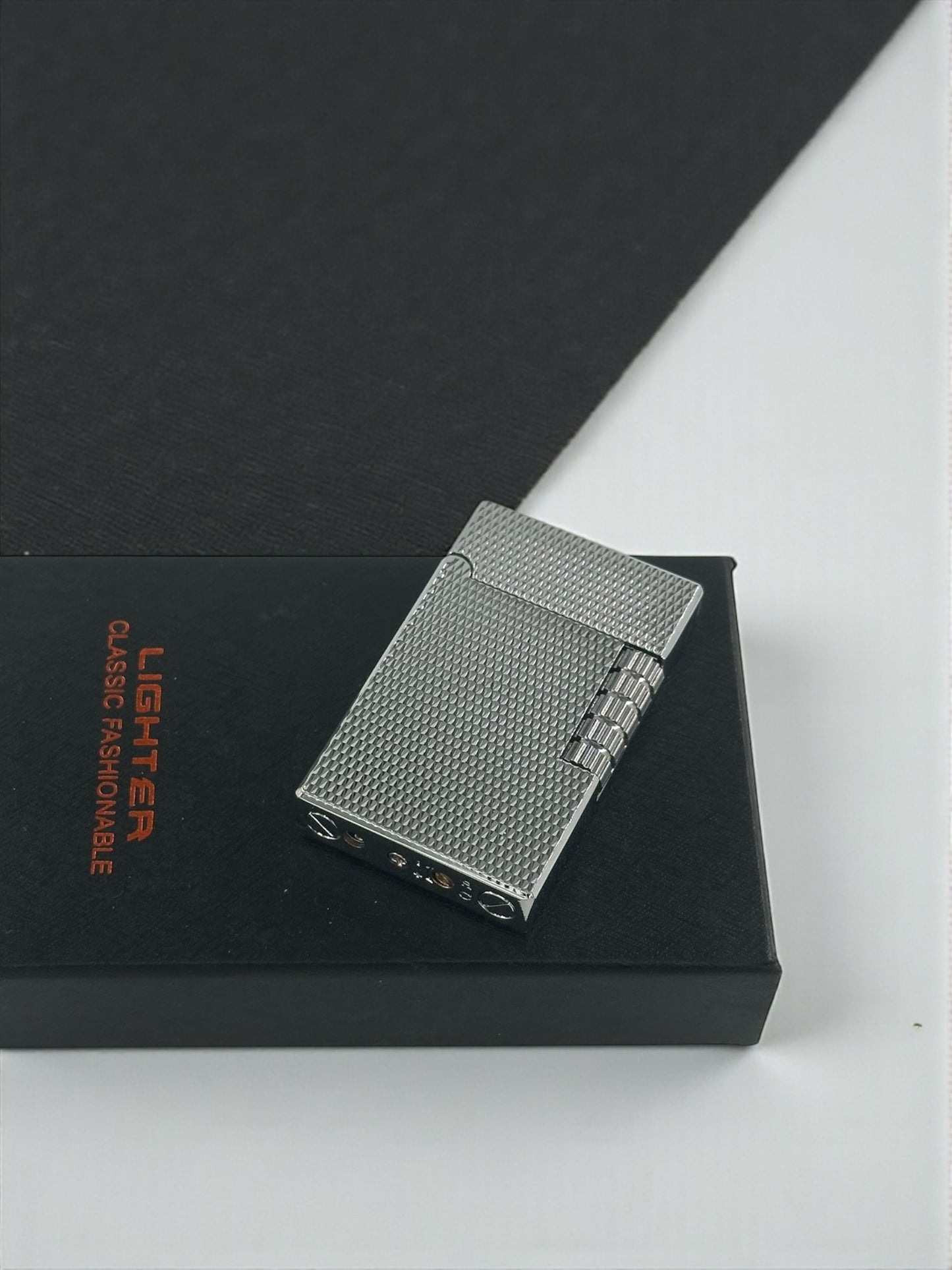 Lüx Görünümlü Dupont Model Metal Çakmak