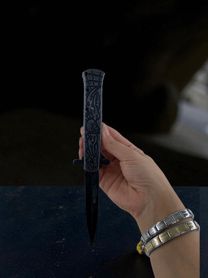 Kurukafa İşlemeli Hançer Çakı Siyah