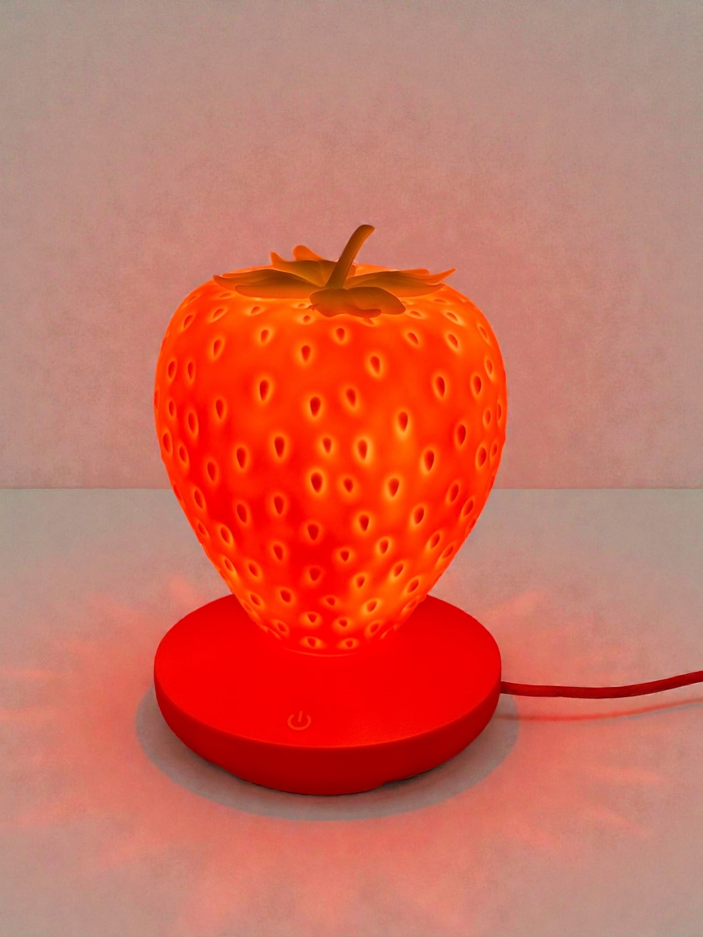 Çilek Şeklinde Dekoratif Masa Üstü Gece Lambası
