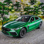 BMW M8 Metal araba