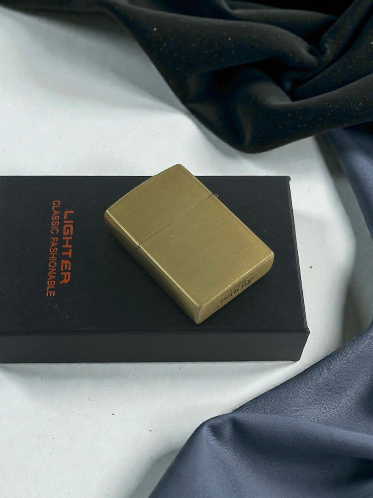 Kurukafa Figürlü Taşlı Zippo Model Lüks Çakmak