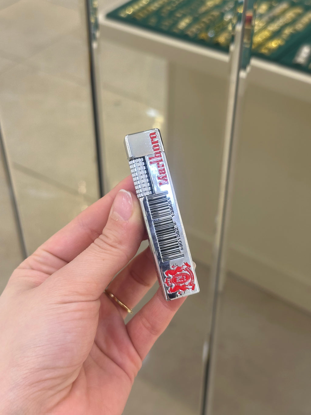 Marlboro Baskılı Lüx Benzinli Çakmak