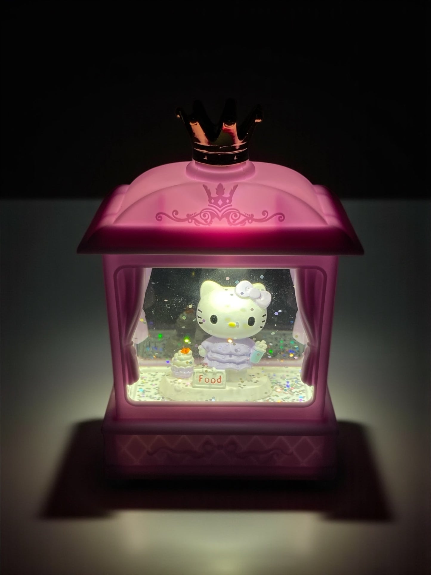 Hello Kitty Işıklı Simli Pls. Fanus