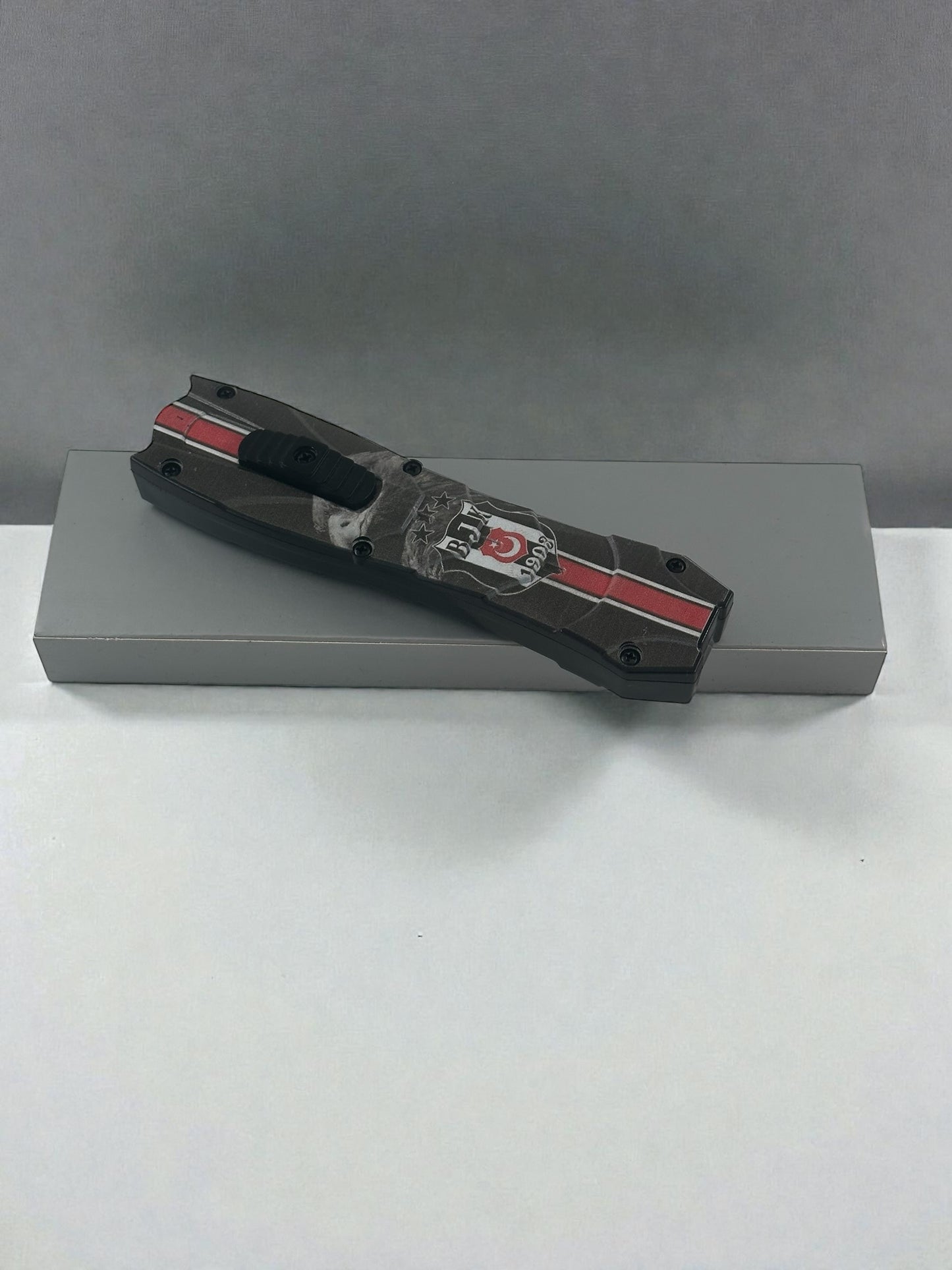 Beşiktaş Baskılı Banchmade İçten Çıkmalı Çakı