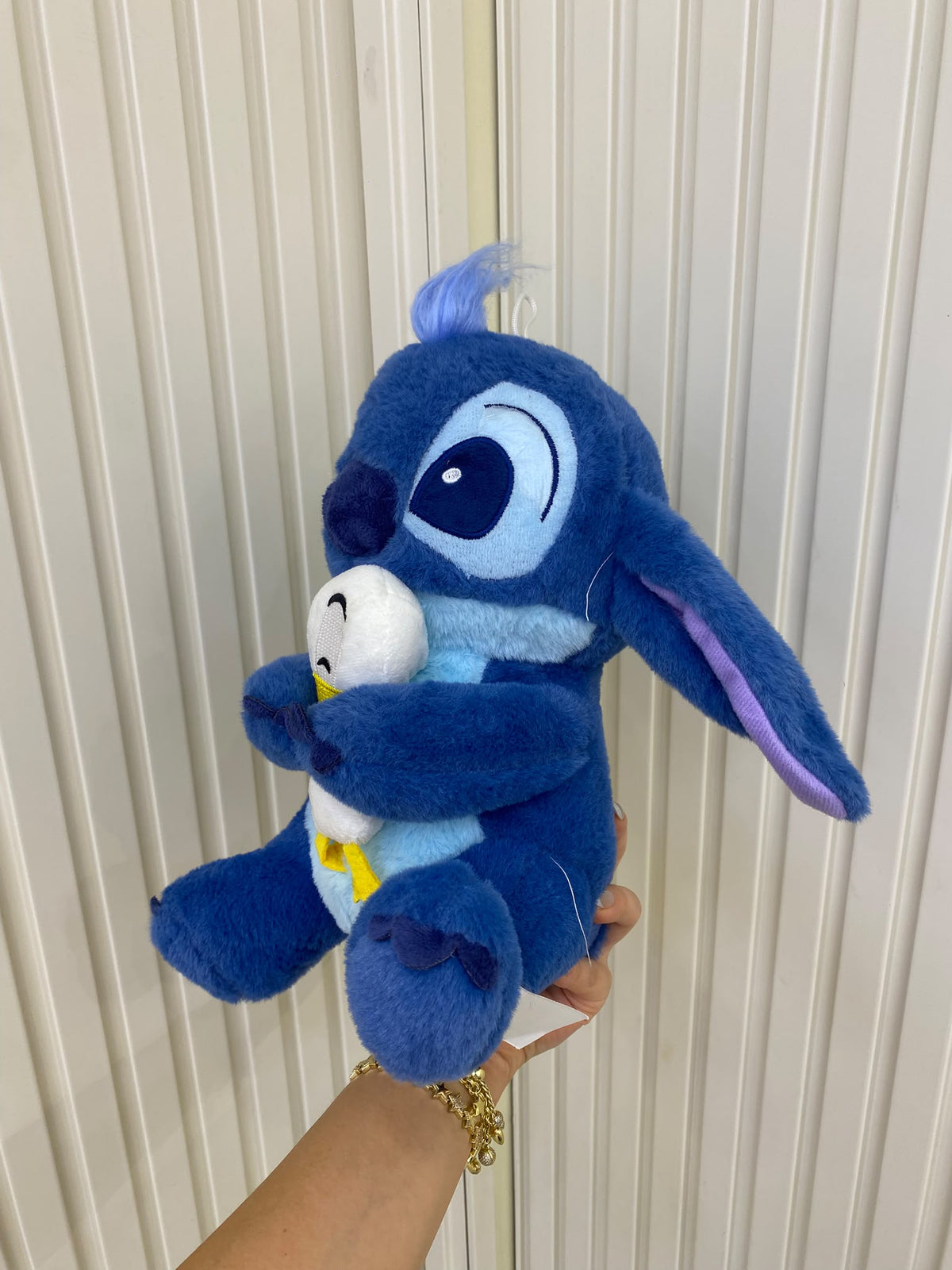 Kucağında Ördek Stitch Peluş