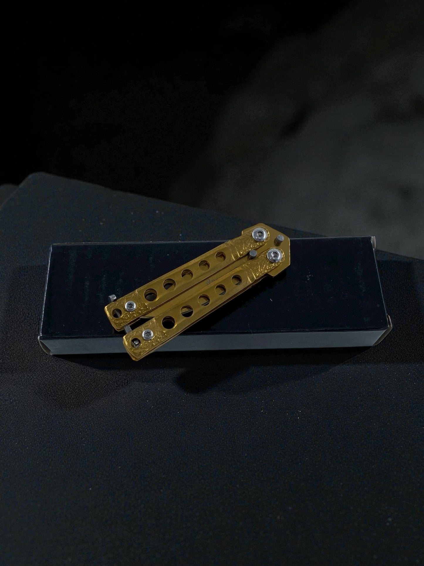 Kompakt Boy Metal Kelebek Çakı