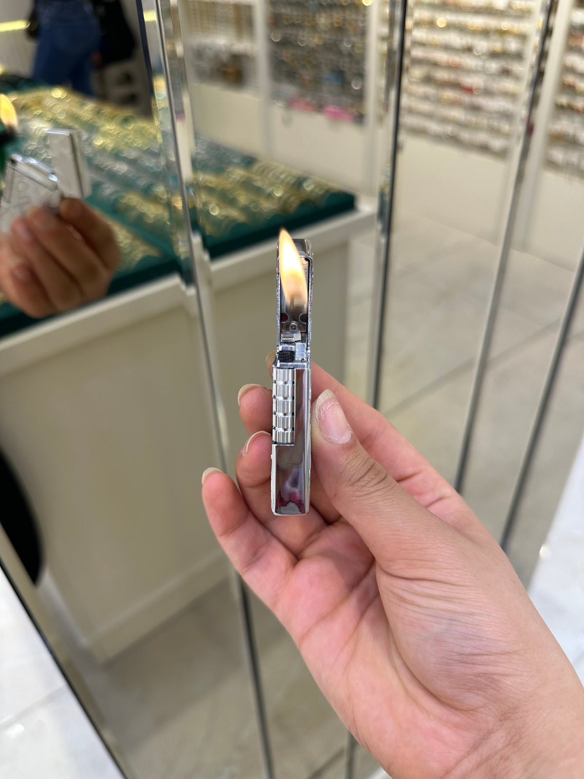 Dupont Model Çakmak 8855