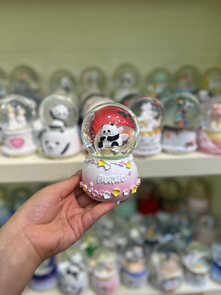 Tontiş Panda Figürlü Orta Boy Kar Küresi