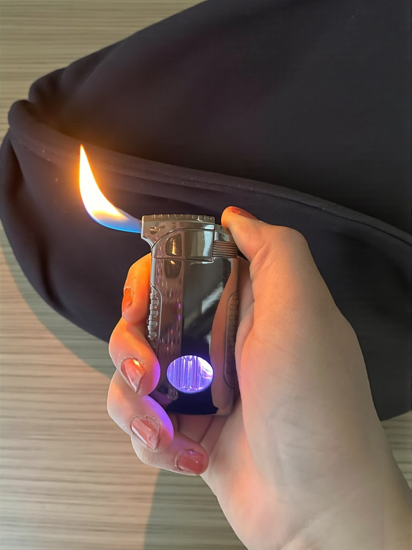 Lüx Slim Pürmüzlü Çakmak