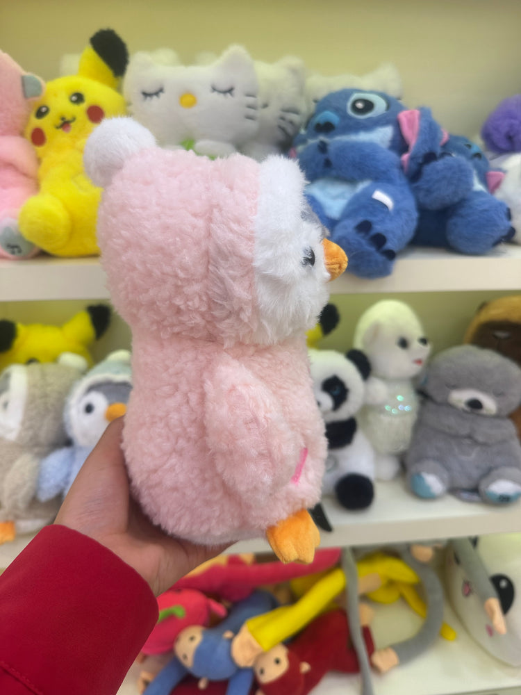 Üşüyen Kıyafetli Penguen Peluş