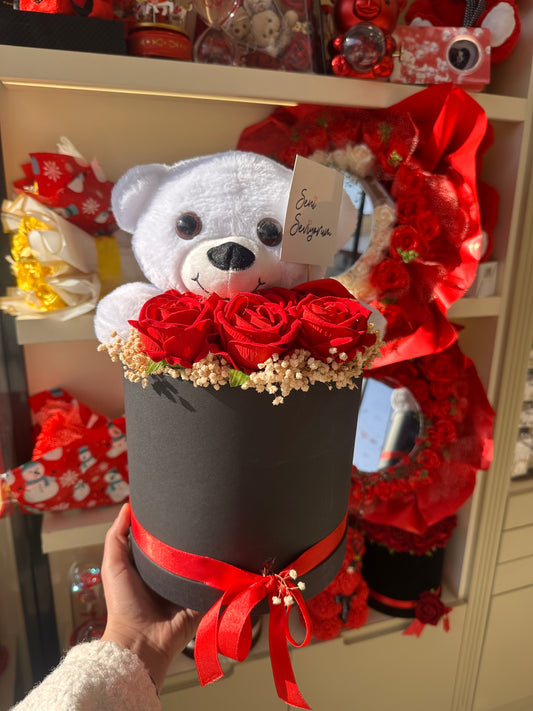 Ayıcıklı Güllü Aşk Kutusu Kırmızı