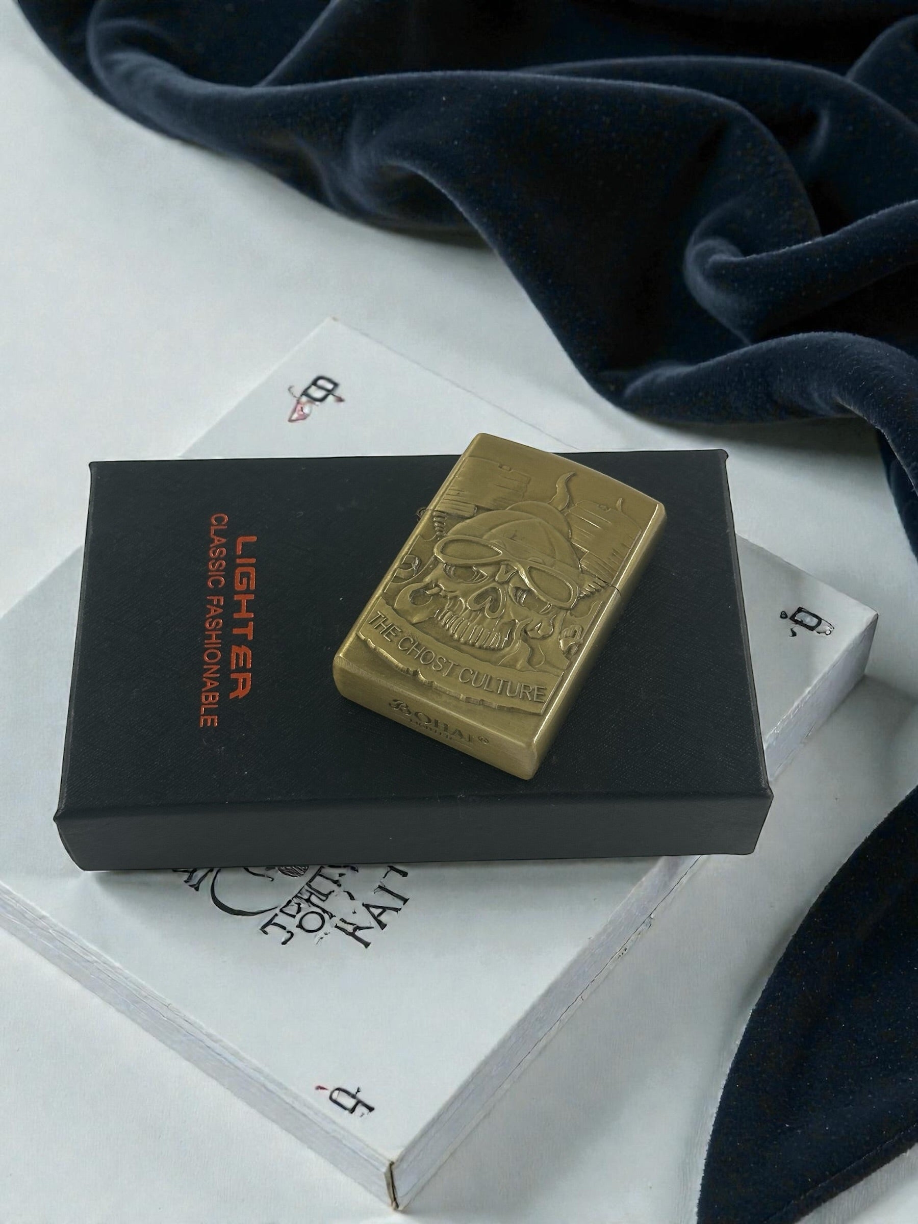 Kurukafa Figürlü Taşlı Zippo Model Lüks Çakmak