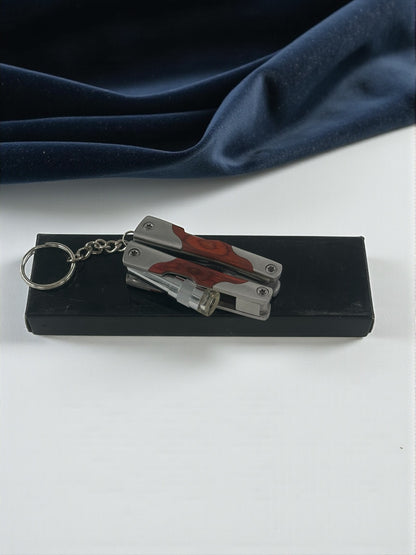 Metal Saplı Mini Çok Fonksiyonlu  Pense Çakı Fenerli Anahtarlık