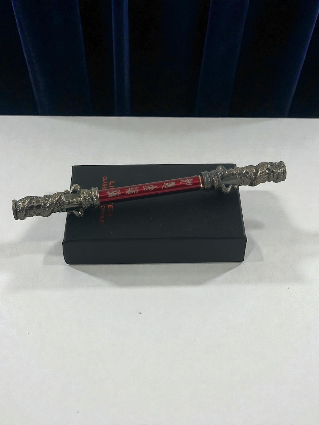 Kabartmalı Ejderha Figürlü Gazlı Çakmak