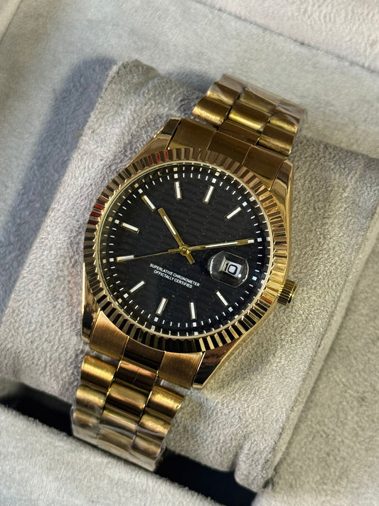 Kişiye Özel Kordonu İsim Yazılır Çelik Saat Siyah Altın