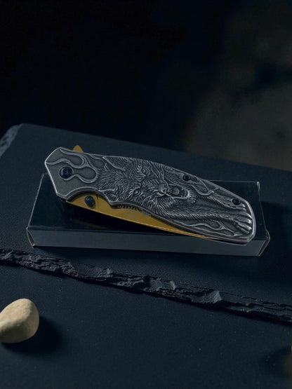 Kurt Kabartmalı Altın Detaylı Sibirya Katlanabilir Çakı