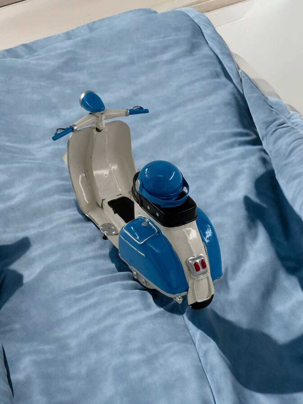Metal Wespa Scooter 1048