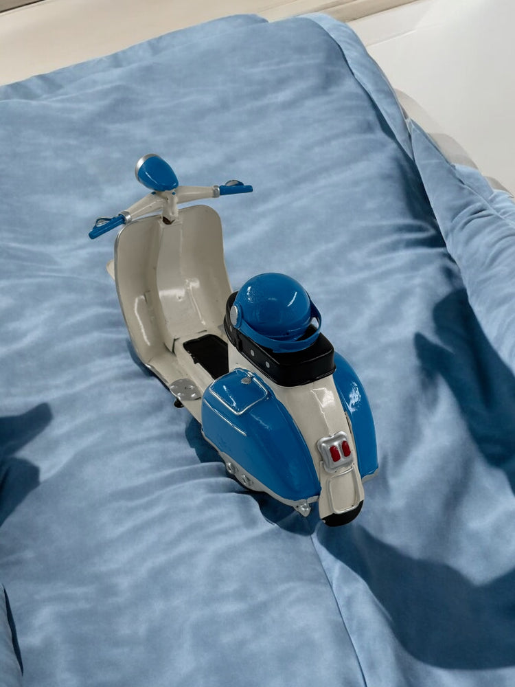 Metal Wespa Scooter 1048