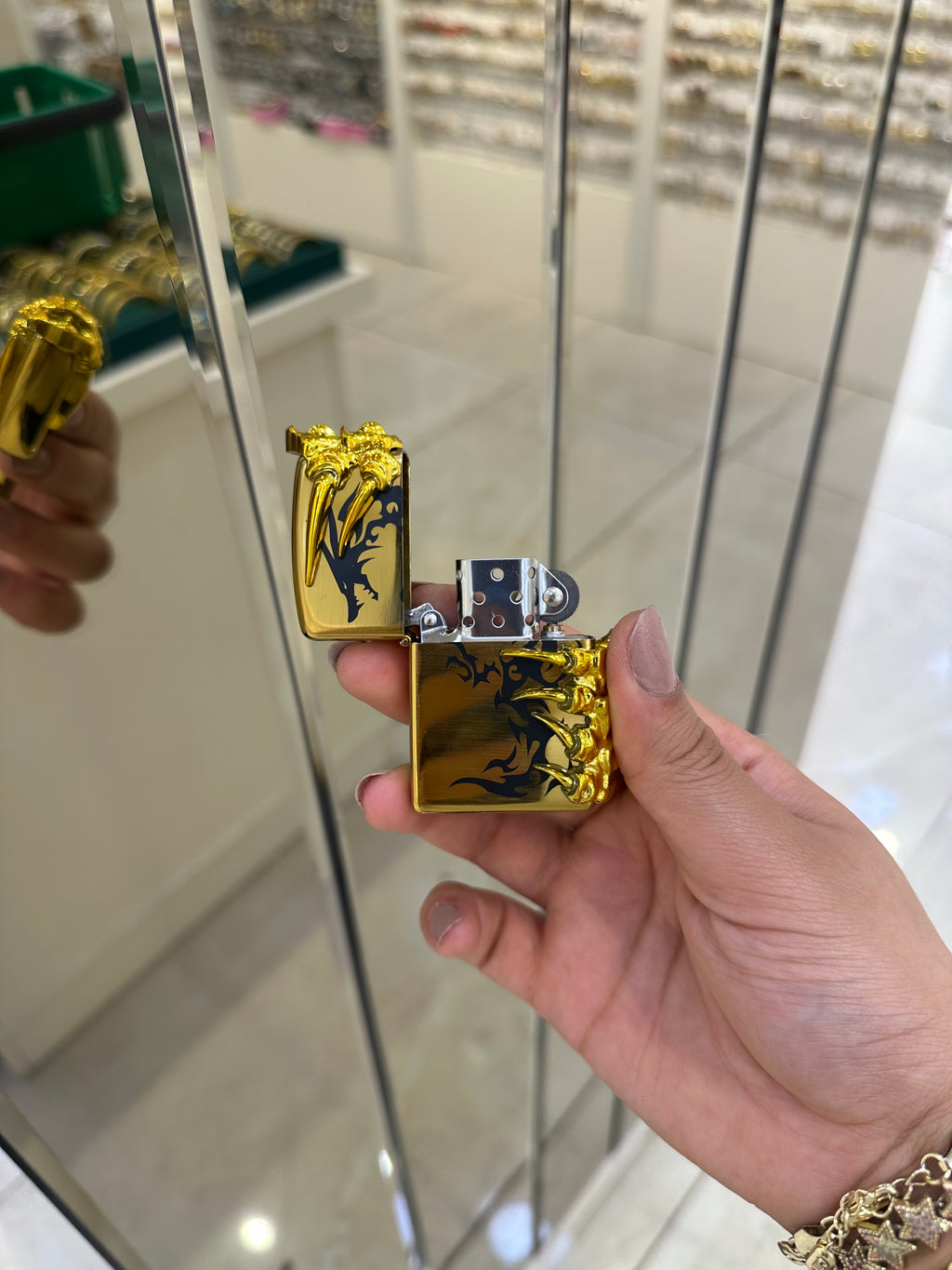Ejderha Desenli Metal Zippo Modeli Çakmak 6677
