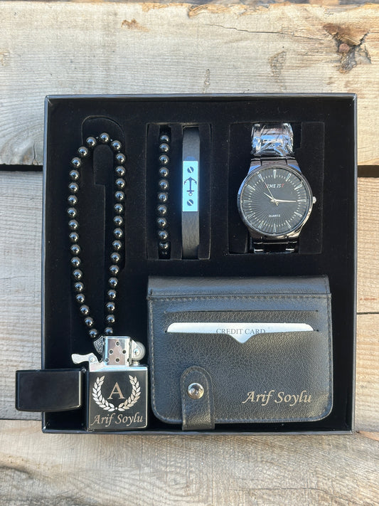 Lux Kordona İsim Yazılabilir Erkek Çakmaklı Saat Kombini