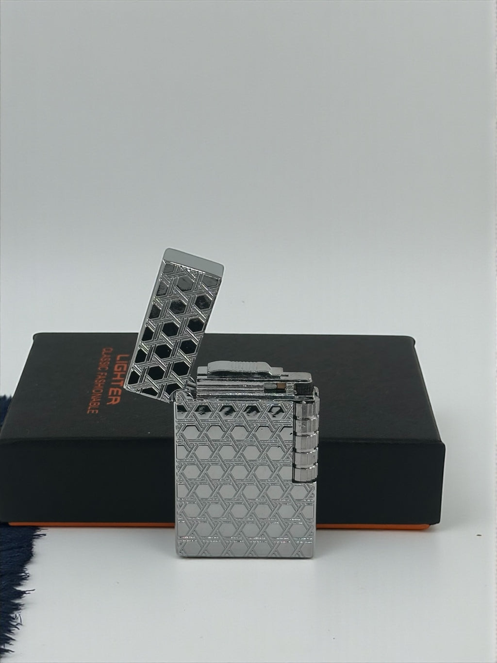 Lüx Görünümlü Dupont Model Metal Çakmak