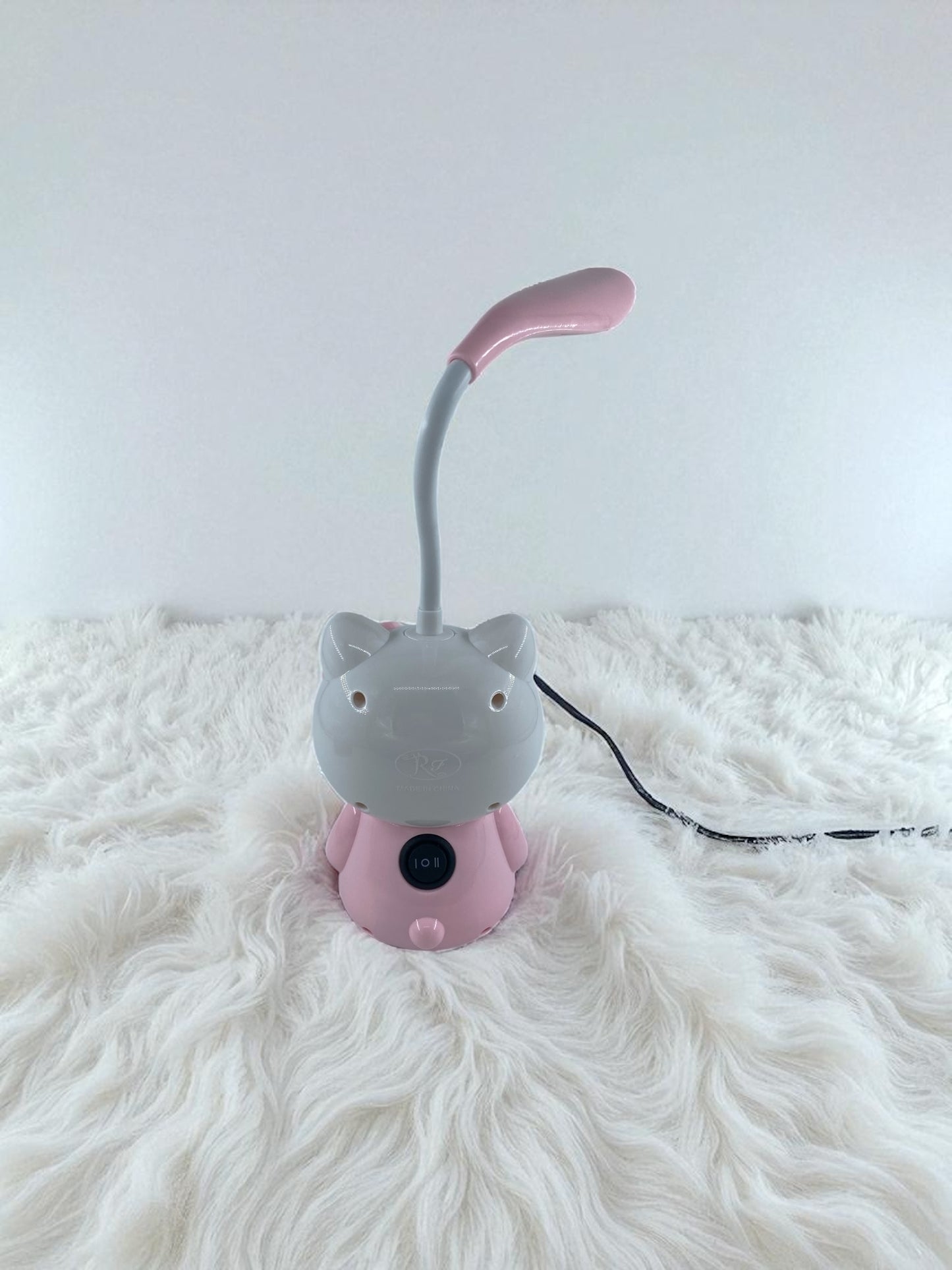 Hello Kitty Şarjlı Masa Lambası