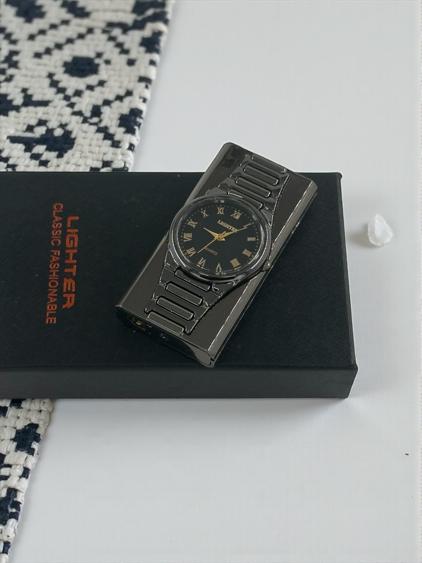 Lüks Kol Saat Görünümlü Renkli Alevli Çakmak