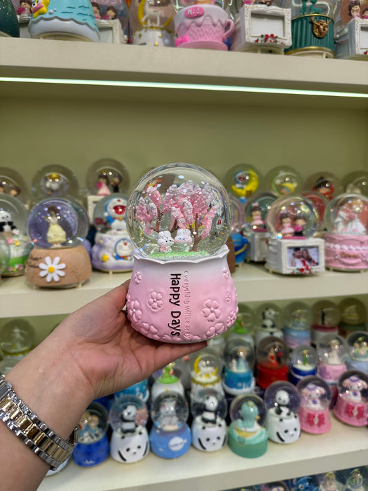 Büyük Boy Kar Küresi