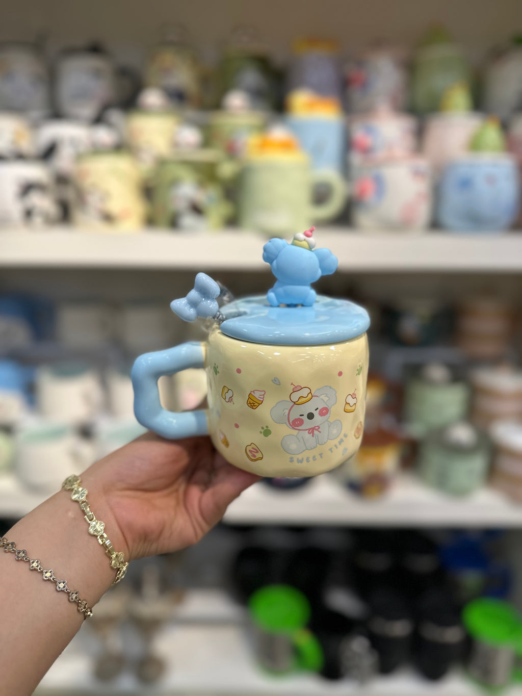 Kabartmalı Stitch Porselen Kupa