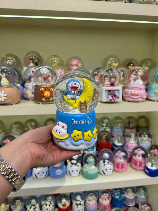 Büyük Boy Kar Küresi