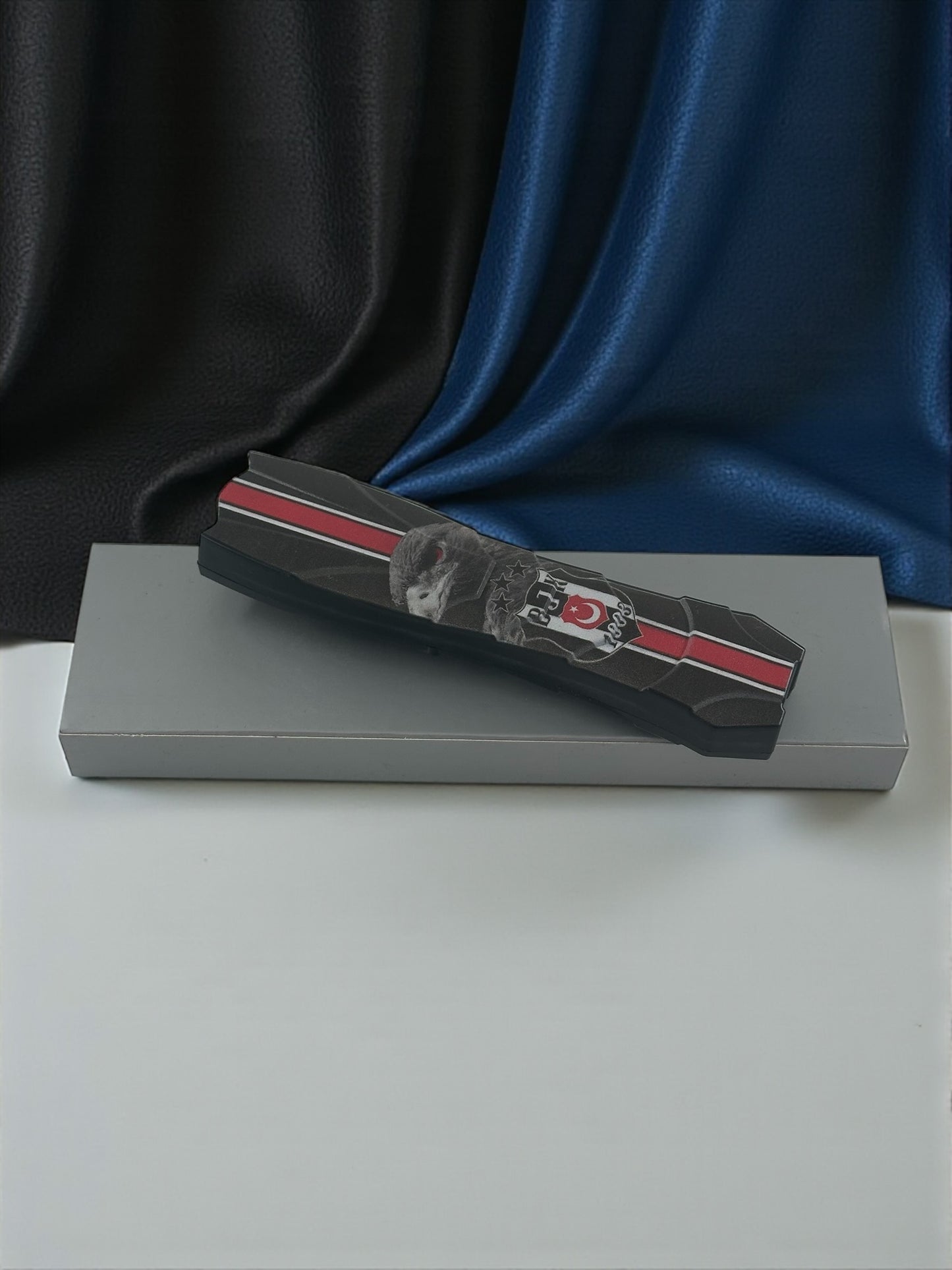 Beşiktaş Baskılı Banchmade İçten Çıkmalı Çakı