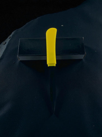 Tarak Görünümlü Gizli Bıçak – Kamufle Edilebilir Savunma Çakısı