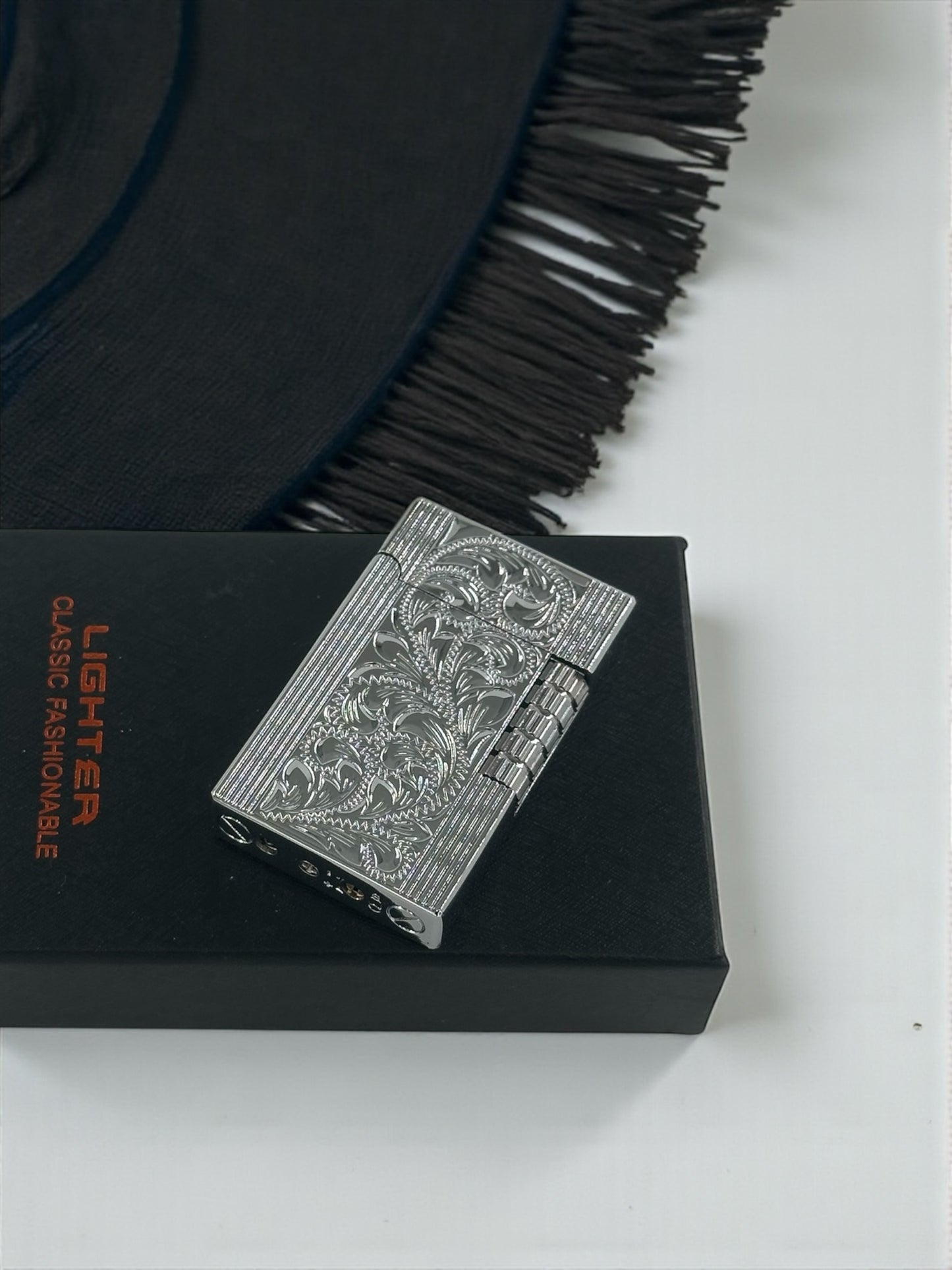 Lüx Kabartmalı Dupont Model Metal Çakmak