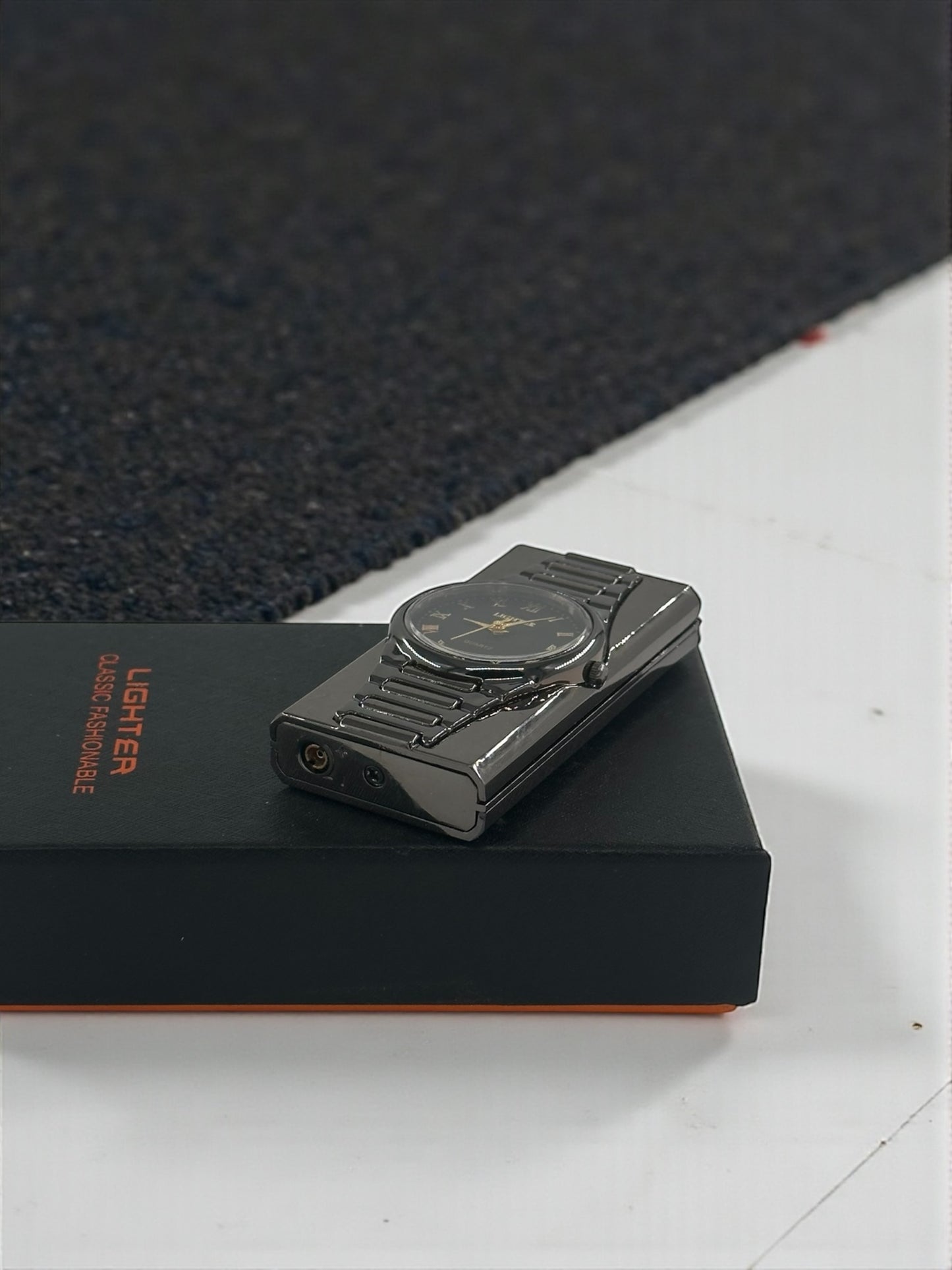 Lüks Kol Saat Görünümlü Renkli Alevli Çakmak