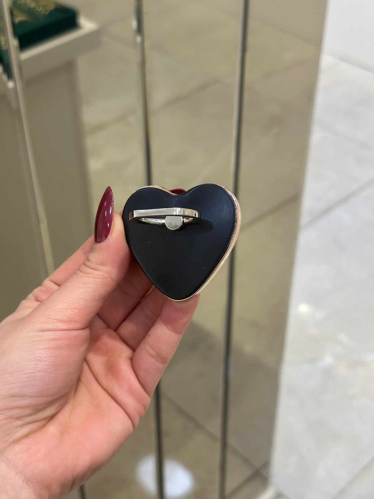 Kalp Şeklinde Usb Şarjlı Telefon Tutucu 8975