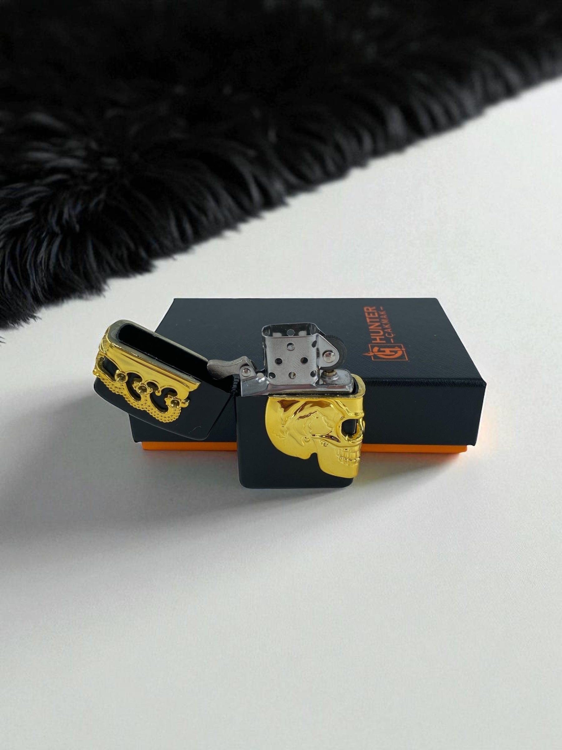 Kuru Kafa Zippo Çakmak 3666