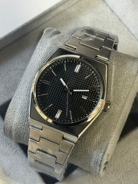 Kişiye Özel Kordonu İsim Yazılır Saat Siyah Gümüş