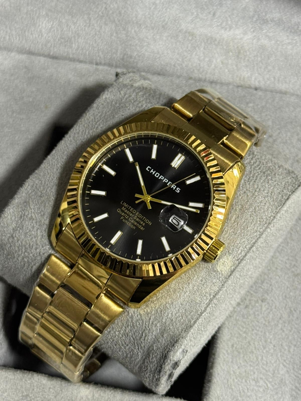 Kişiye Özel Kordonu İsim Yazılır Saat Siyah Altın