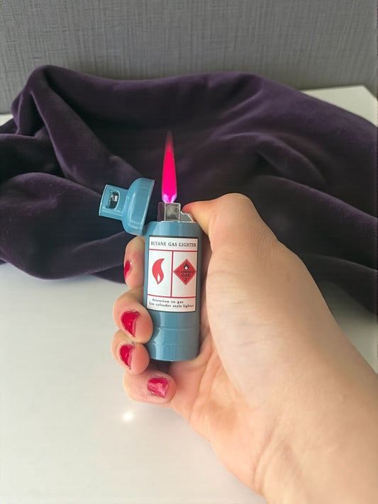 Tüp Şeklinde Renkli Alevli Pürmüzlü Çakmak