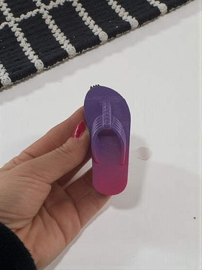 Terlik Şeklinde Çakmak