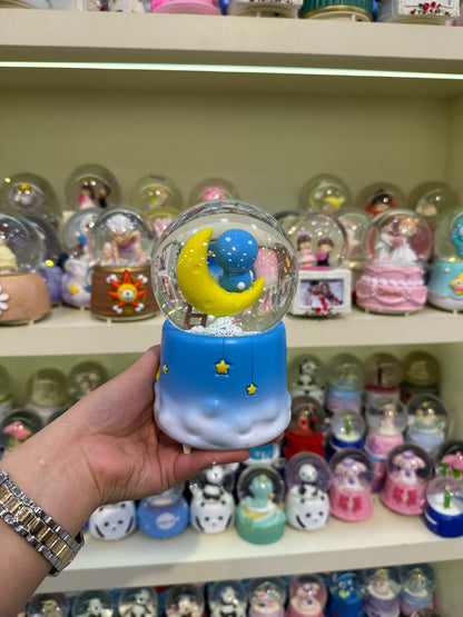 Büyük Boy Kar Küresi