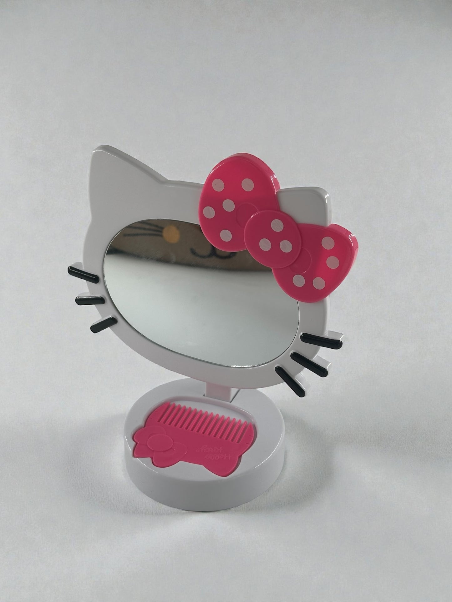 Hello Kitty Şeklinde Masa Üstü Taraklı Ayna Seti