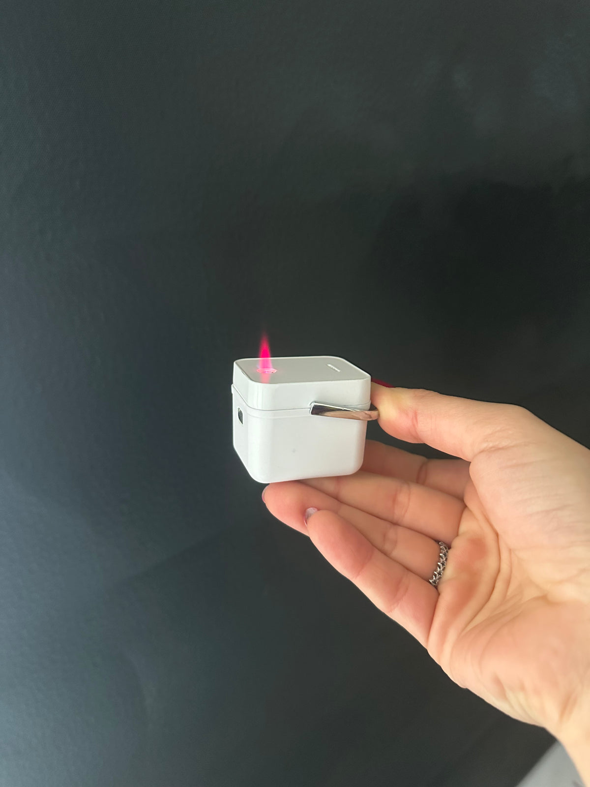 Mini Buzdolabı Şeklinde Gazlı Çakmak