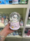 Hello Kitty Temalı Büyük Boy Kar Küresi
