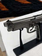 Metal Beretta Model Standlı Tabanca Çakmak 1511